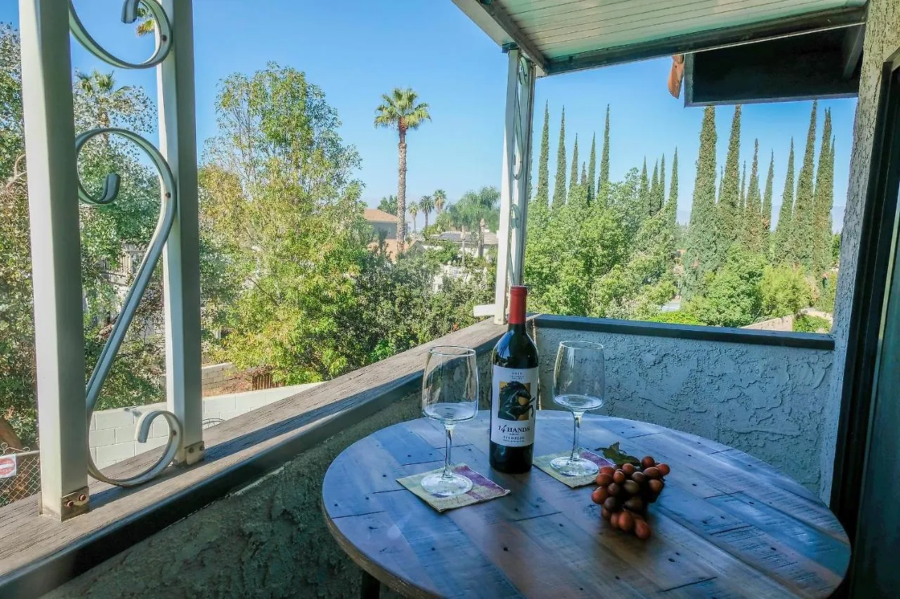 Peaceful Private Retreat In The Heart Of Town Villa Redlands
