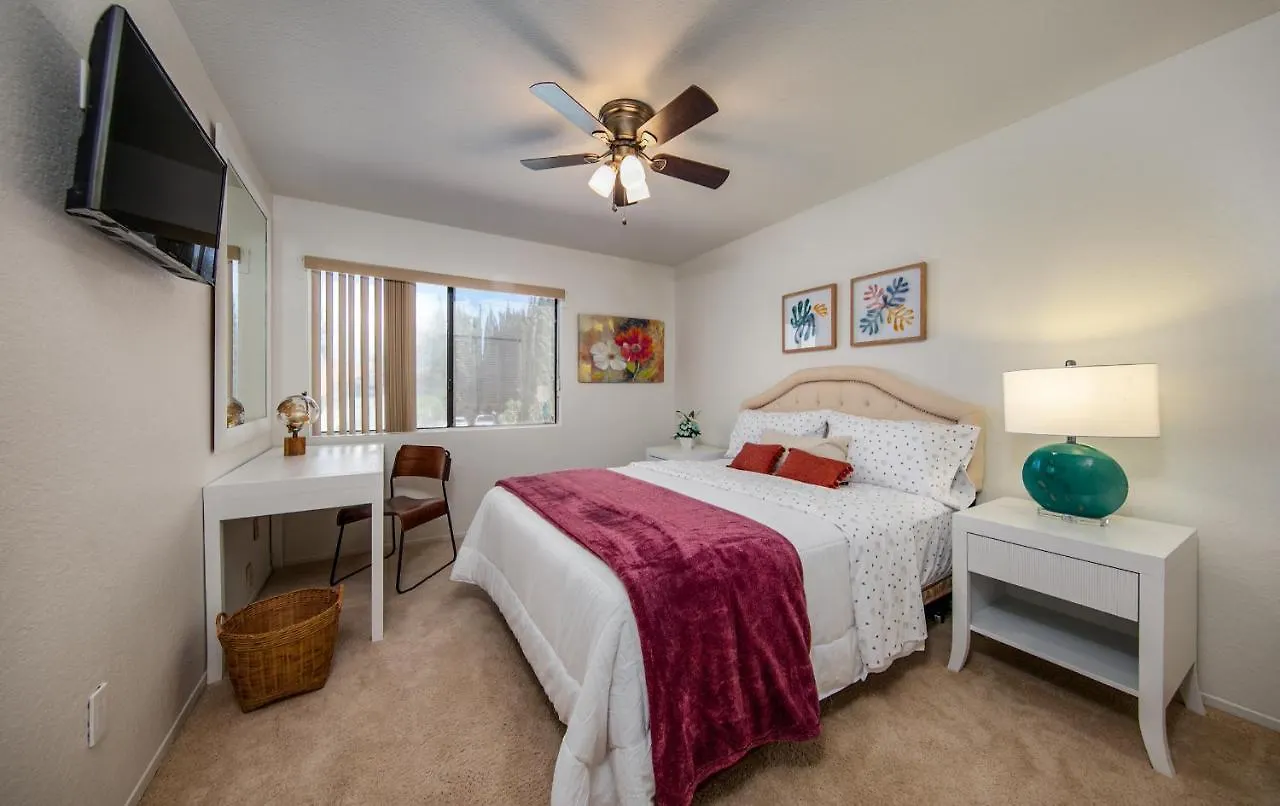 Peaceful Private Retreat In The Heart Of Town Villa Redlands