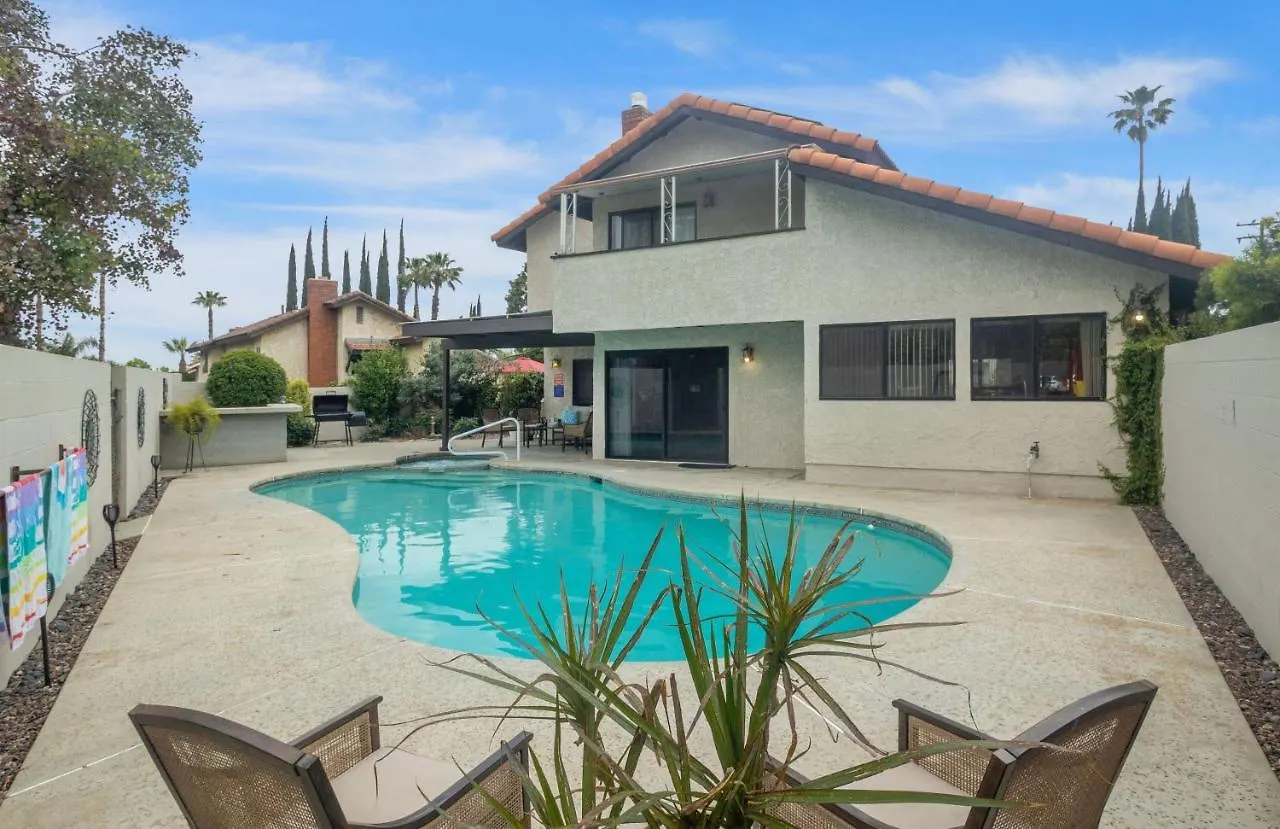 Peaceful Private Retreat In The Heart Of Town Villa Redlands